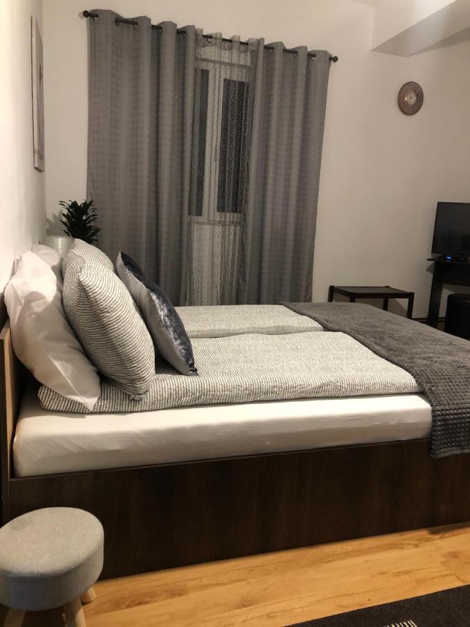 Apartament Basak 2 Apartment Deva Luaran gambar