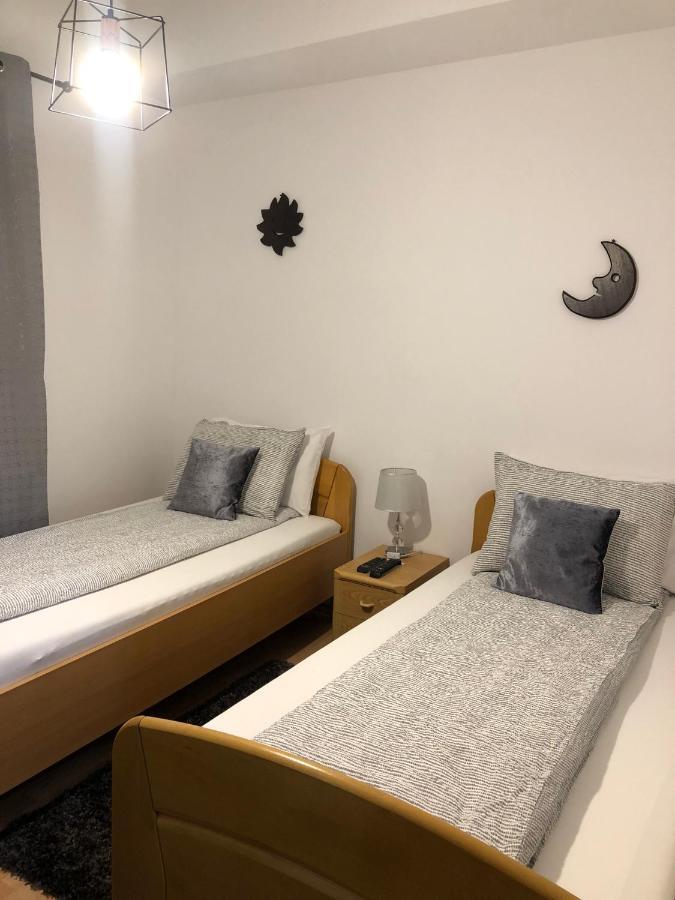 Apartament Basak 2 Apartment Deva Luaran gambar